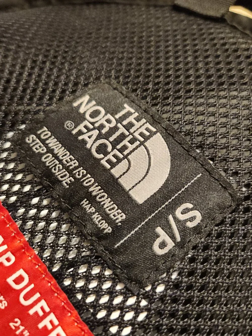 The North Face Base Camp Golden State Deffel Bag Backpack 50L Small New